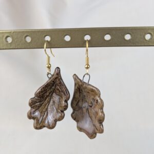 Boucles d'oreilles feuilles de chêne – Image 9